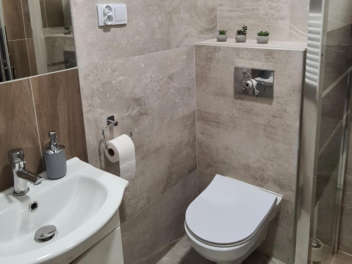 Apartment Na Zamkowej Krakow Ngoại thất bức ảnh